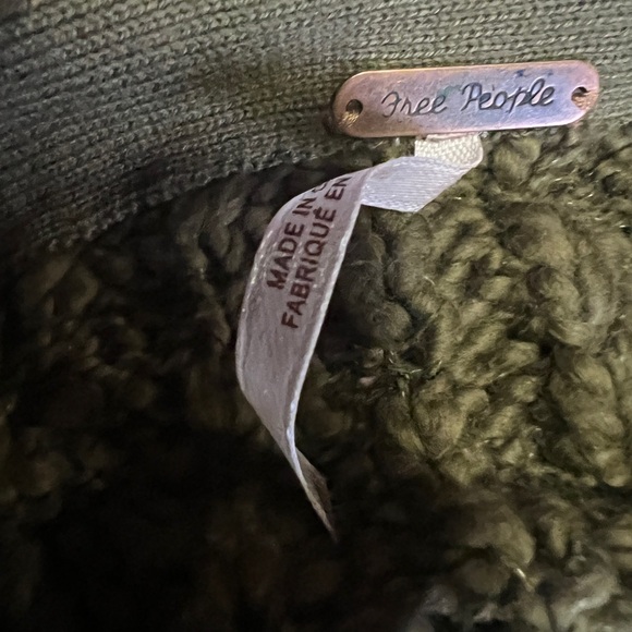 Free People Moss Green Chunky Knit Cardigan Size M NWT - Picture 14 of 14